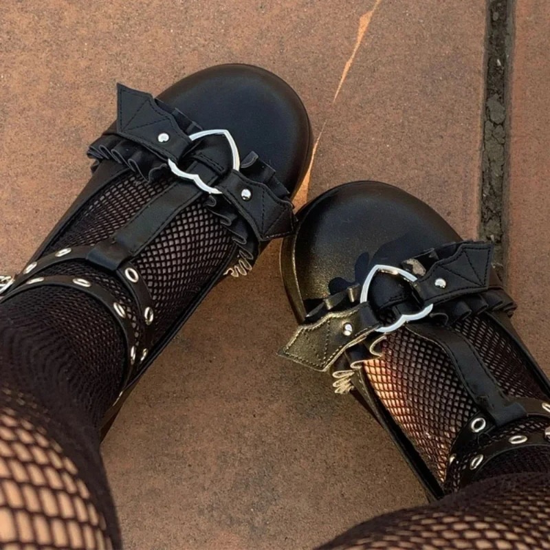 Neue Sweet Heart Buckle Wedges – Boots Bewertung und Preis