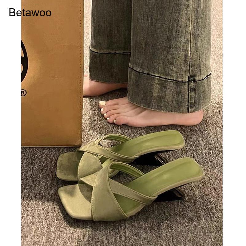 Damen Mule-Sandalen mit geboge – Sandals Bewertung und Preis
